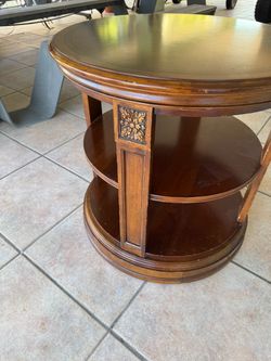 Ethan Allen Townhouse Library Table