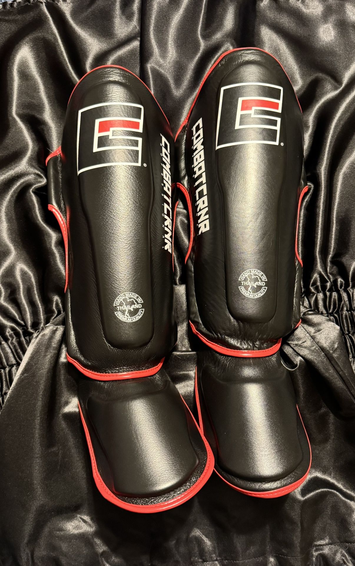 Combat Corner Shin Guards (M)