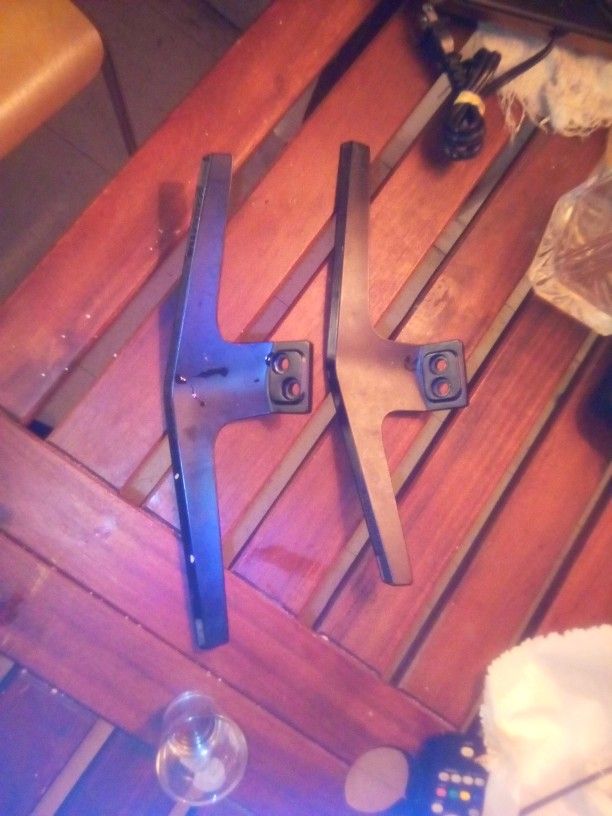 TV Stand's For A 55 Insignia 55 DR620NA18