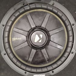 12-in Kicker Subwoofer With Amplifier