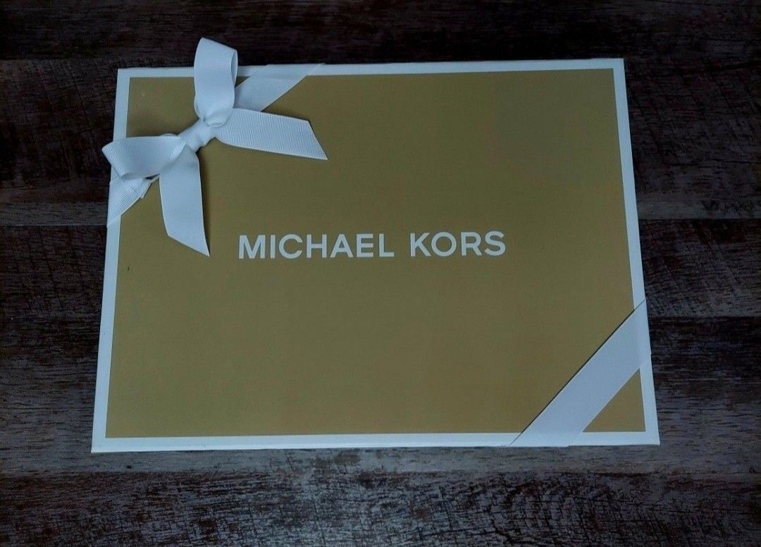 Michael Kors Gift Box 12x9 