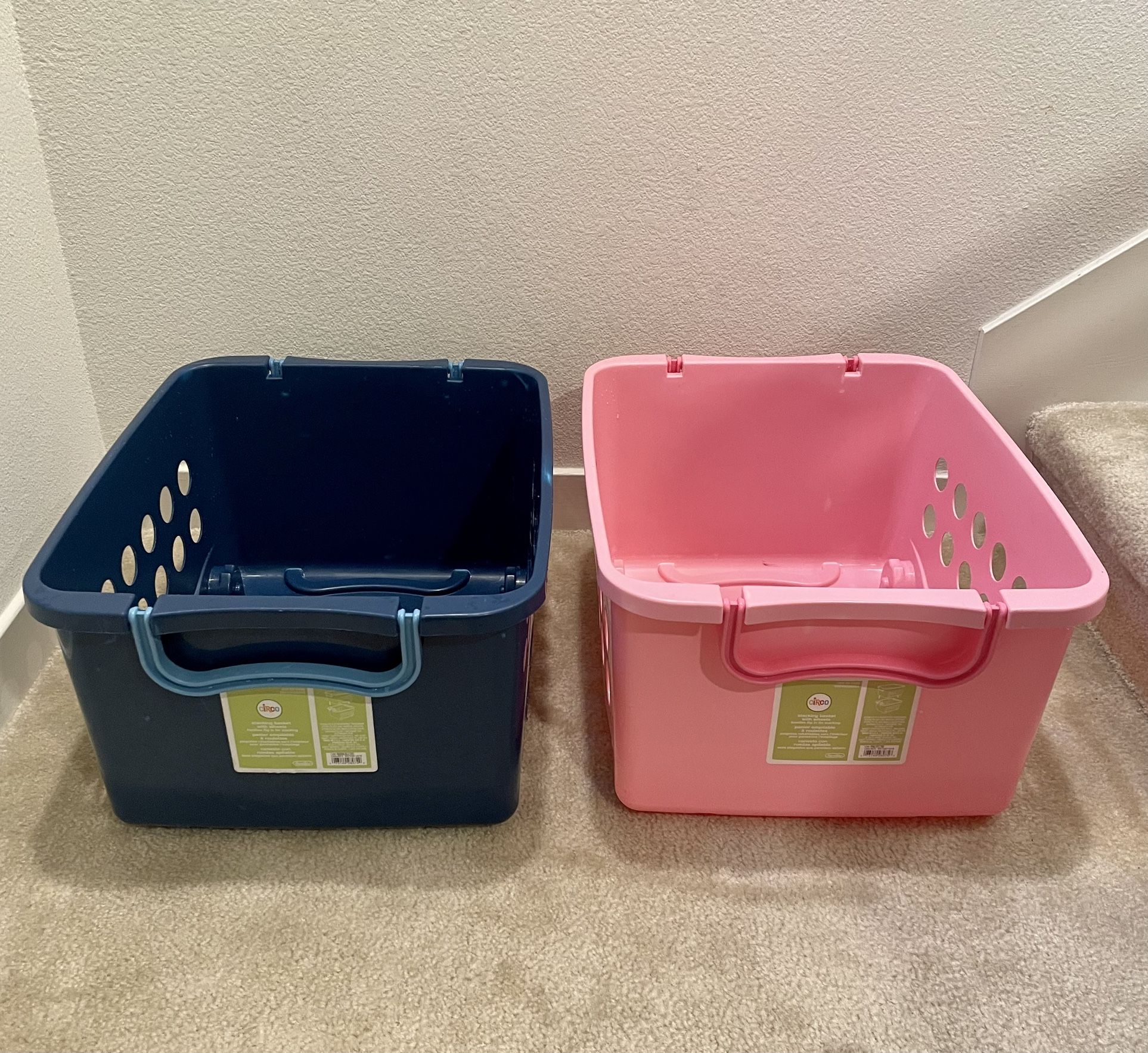 Sterlite Rolling Storage Bins