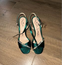 Nina Agnes spruce satin heels