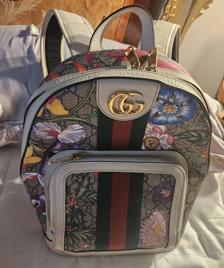 Authentic Gucci Ophidia Flora Off White BACKPACK - PRE -OWNED