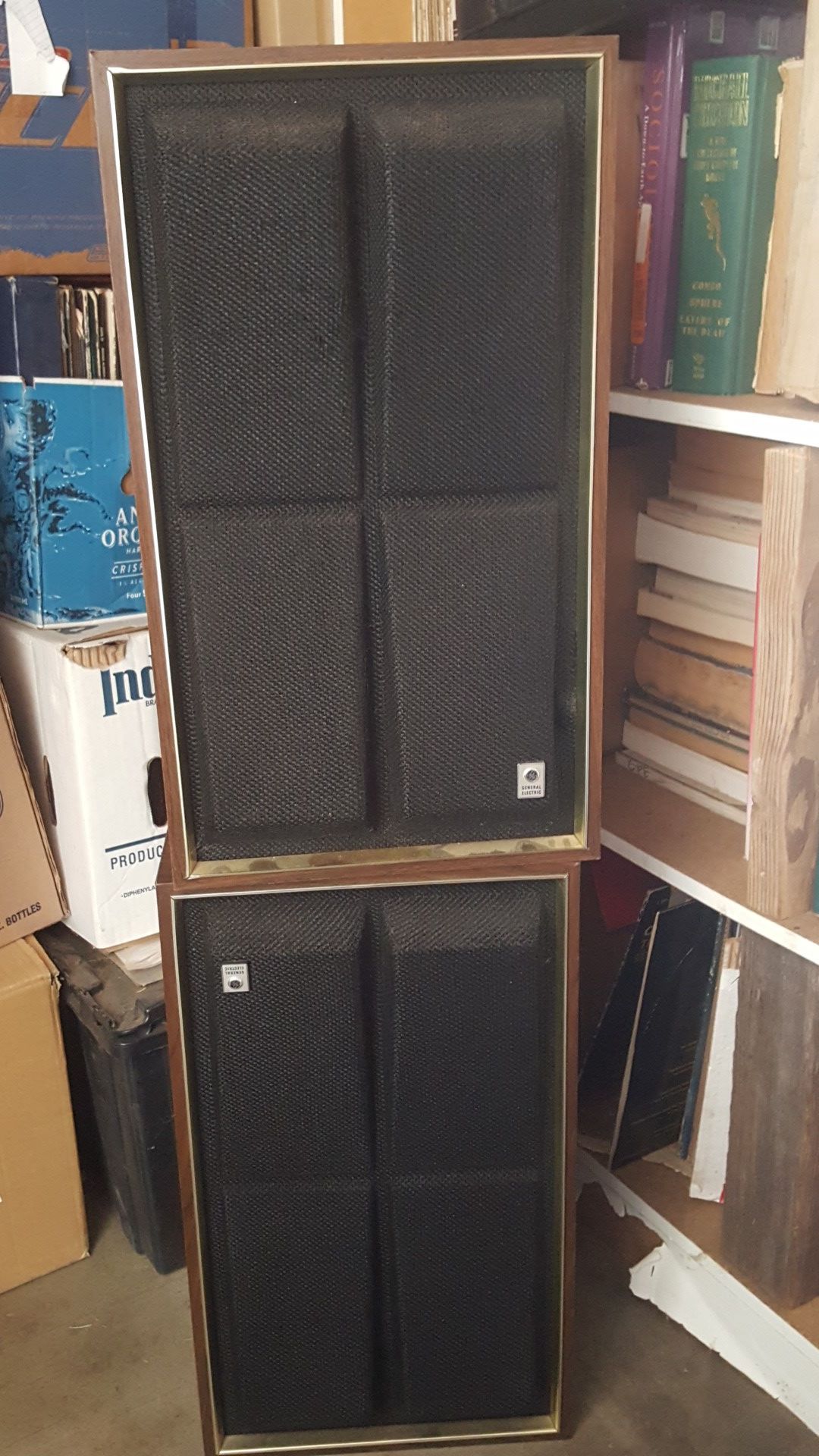 Vintage General Electric Model SA70 Speakers