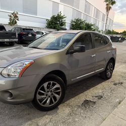 Nissan Rogue 4300$ Cash
