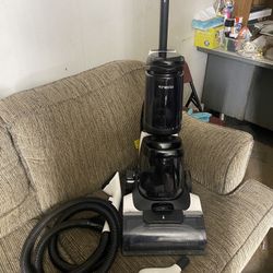Tineco Carpet shampooer 