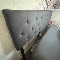 Metal frame/ headboard