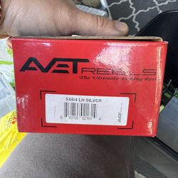 Avet Sx 6/4 Left Hand