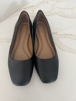 Women Flats
