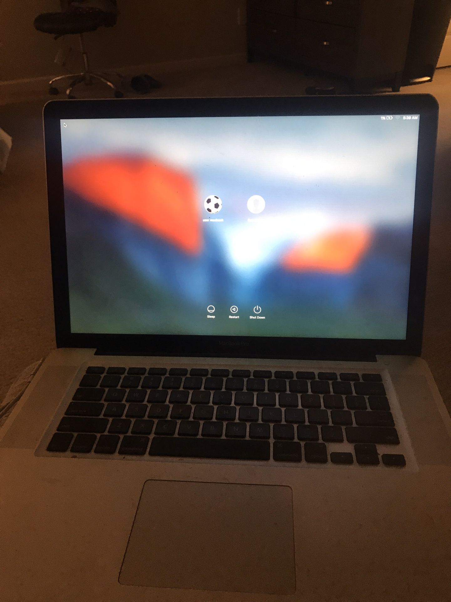 MacBook Pro (barely used)