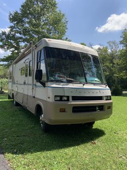 1993 Winnebago adventure