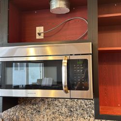 Frigidaire microwave