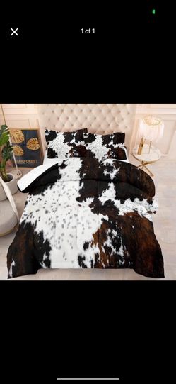 Cowhide print comforter set