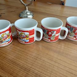 Set Of 4 Campbell Soup Mugs 