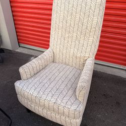 White Living Room Chair 