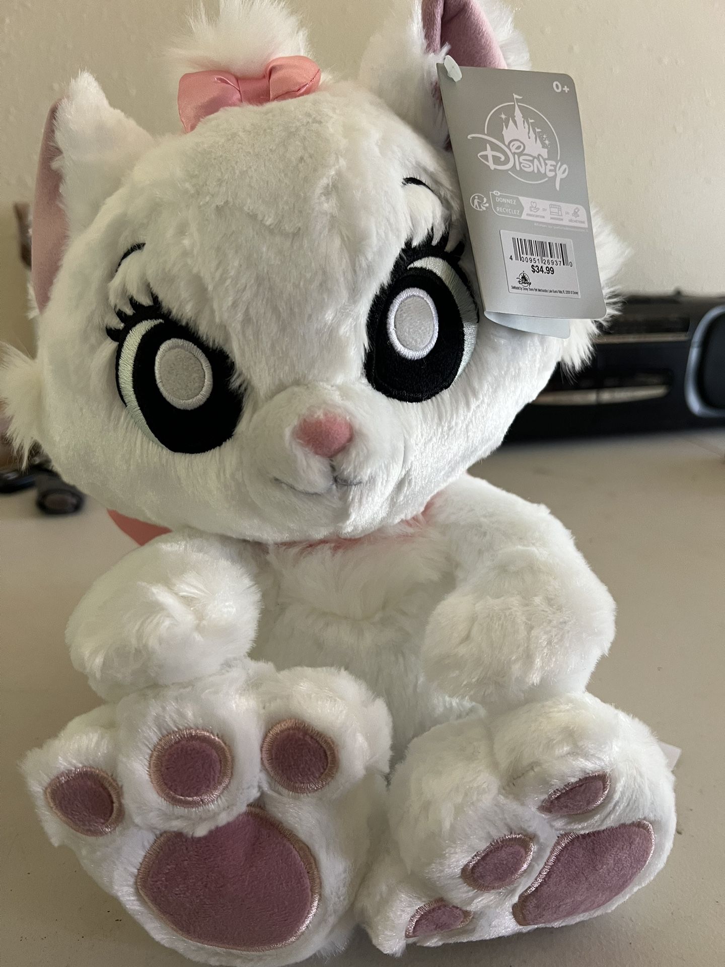 Marie Cat Plushy 25$