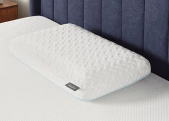 Tempur-Pedic Cloud Cooling Technology Memory Foam Bed Pillow King NEW IN BOX!