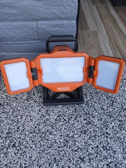 Light Ridgid 18v tool only