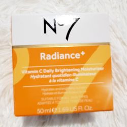 No7  VITAMIN C MOISTURIZER 