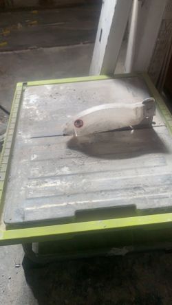 Ryobi Table Wet Tile Saw 