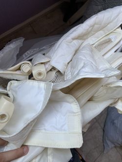 Arm’s reach co-sleeper