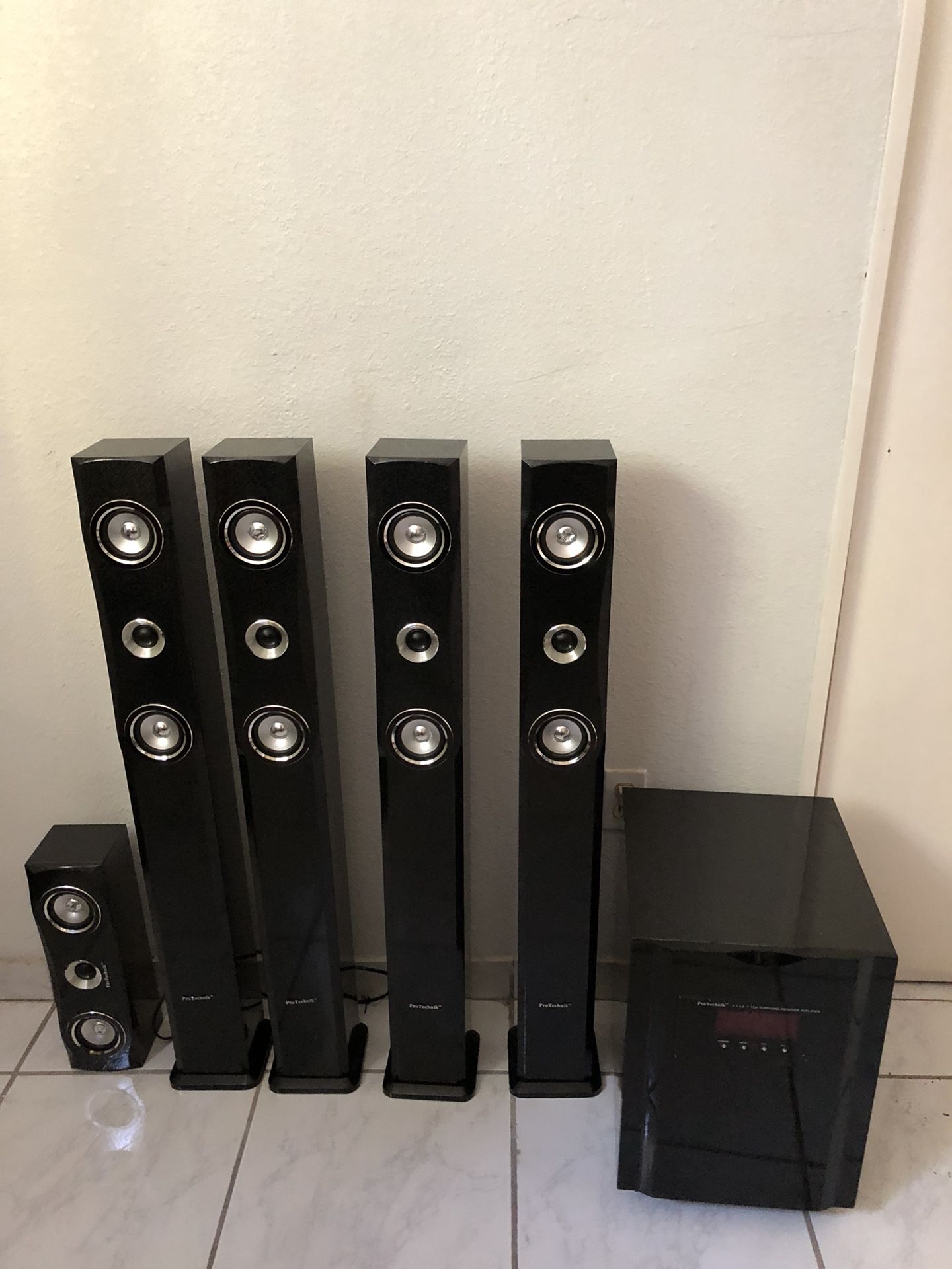Home theater surround sound system protechnik brand new