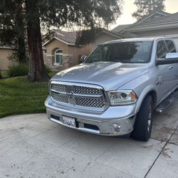 2017 Ram 1500 Laramie Eco Diesel 