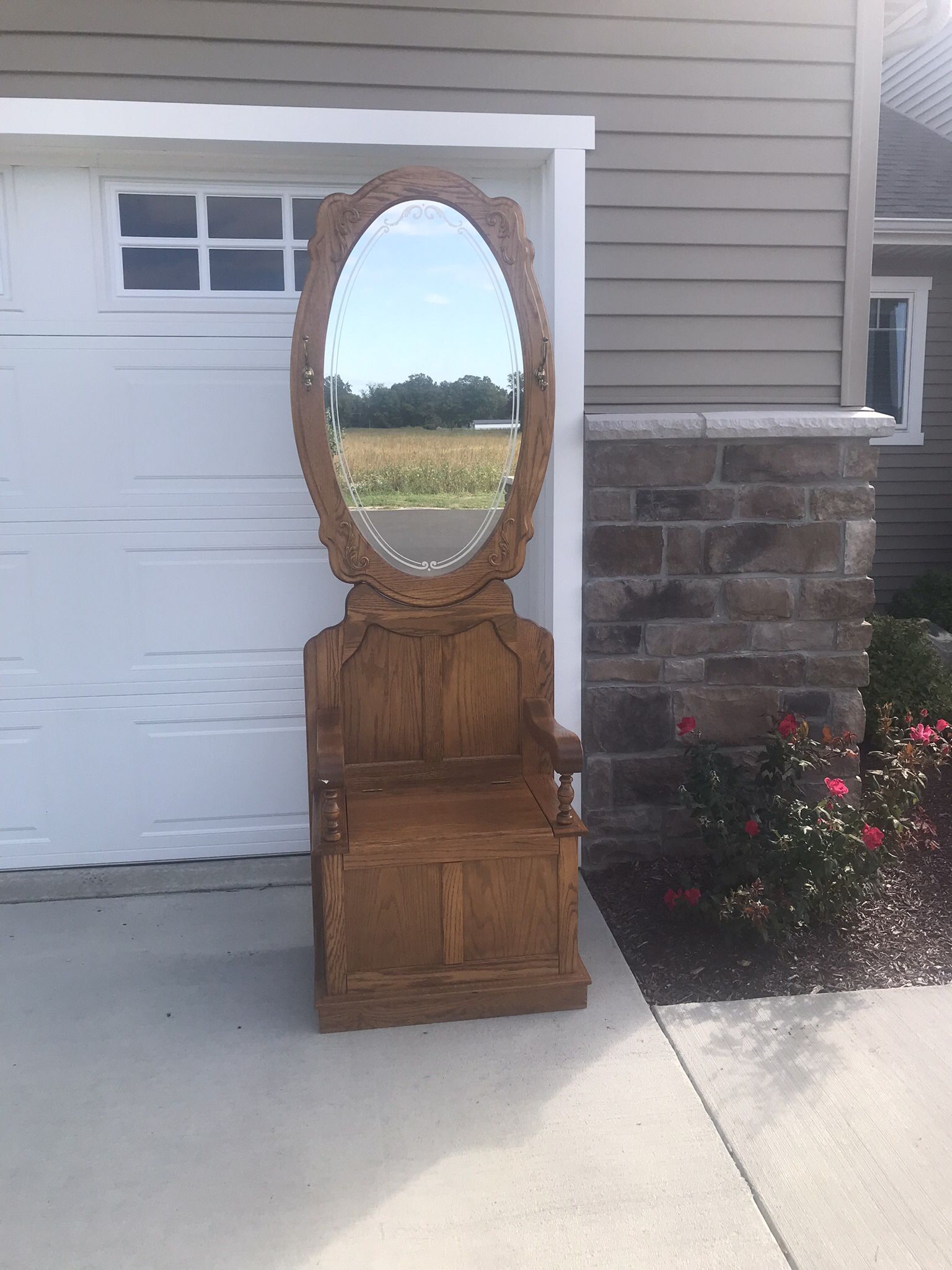 Hall Tree With Storage Bench And Mirror
