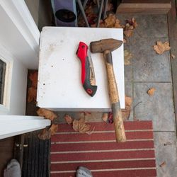 Free Double Blade Hand Saw & Mallet