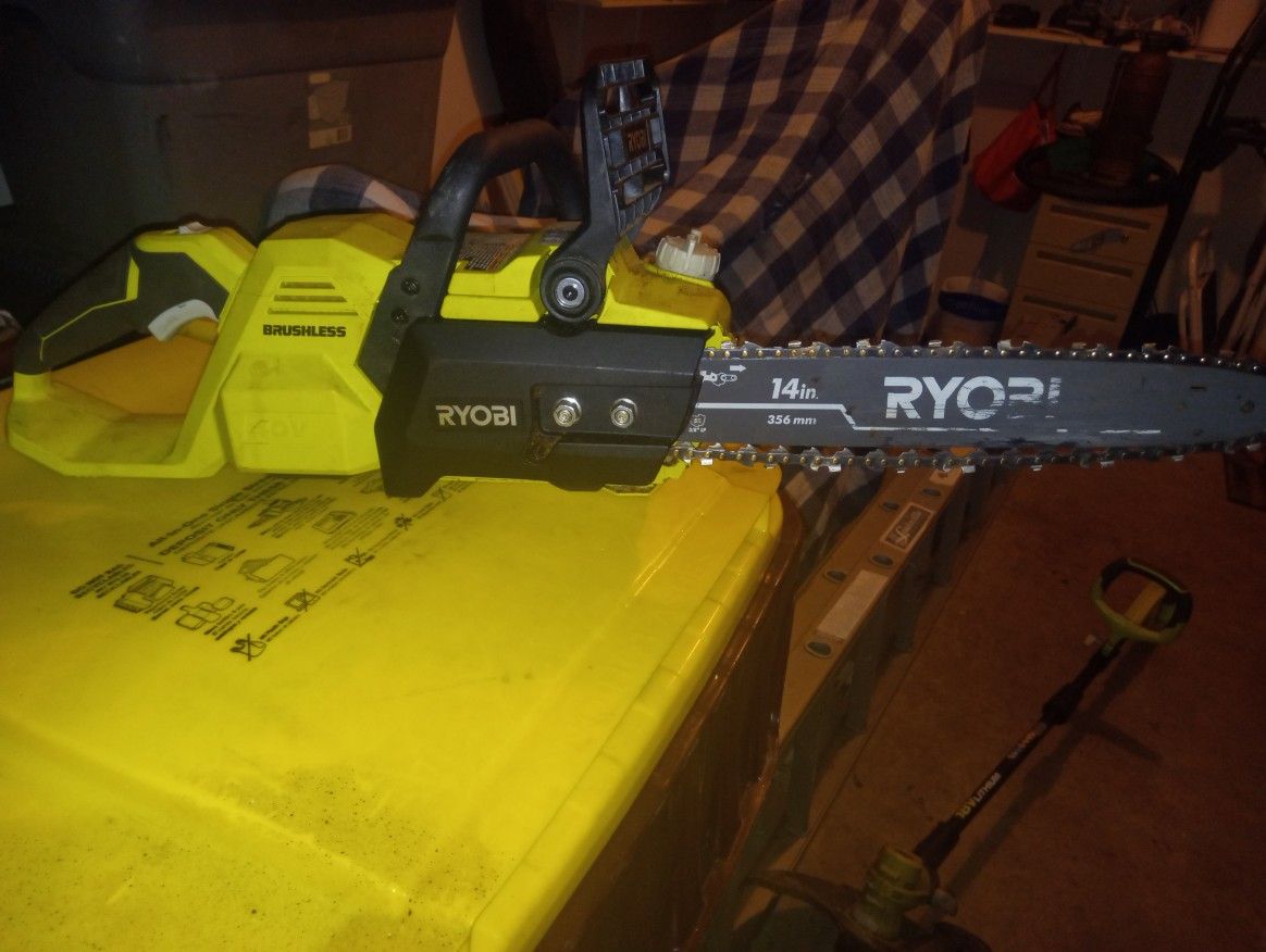 Ryobi 40V HP Brushless 14 in. Battery Chainsaw/Pole Saw with 4.0 Ah Battery