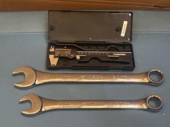 Husky Tools Two wrenches and one Caliper