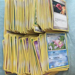 350 Pokémon Cards 