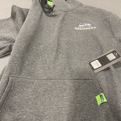L Seattle Seahawks sweatshirt