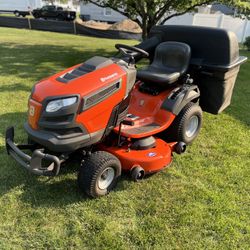 Husqvarna YT 46LS Riding Lawn Mower