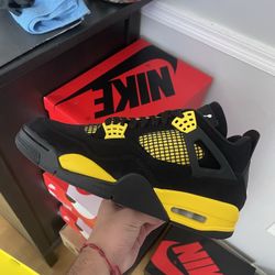 Air Jordan thunder 4’s