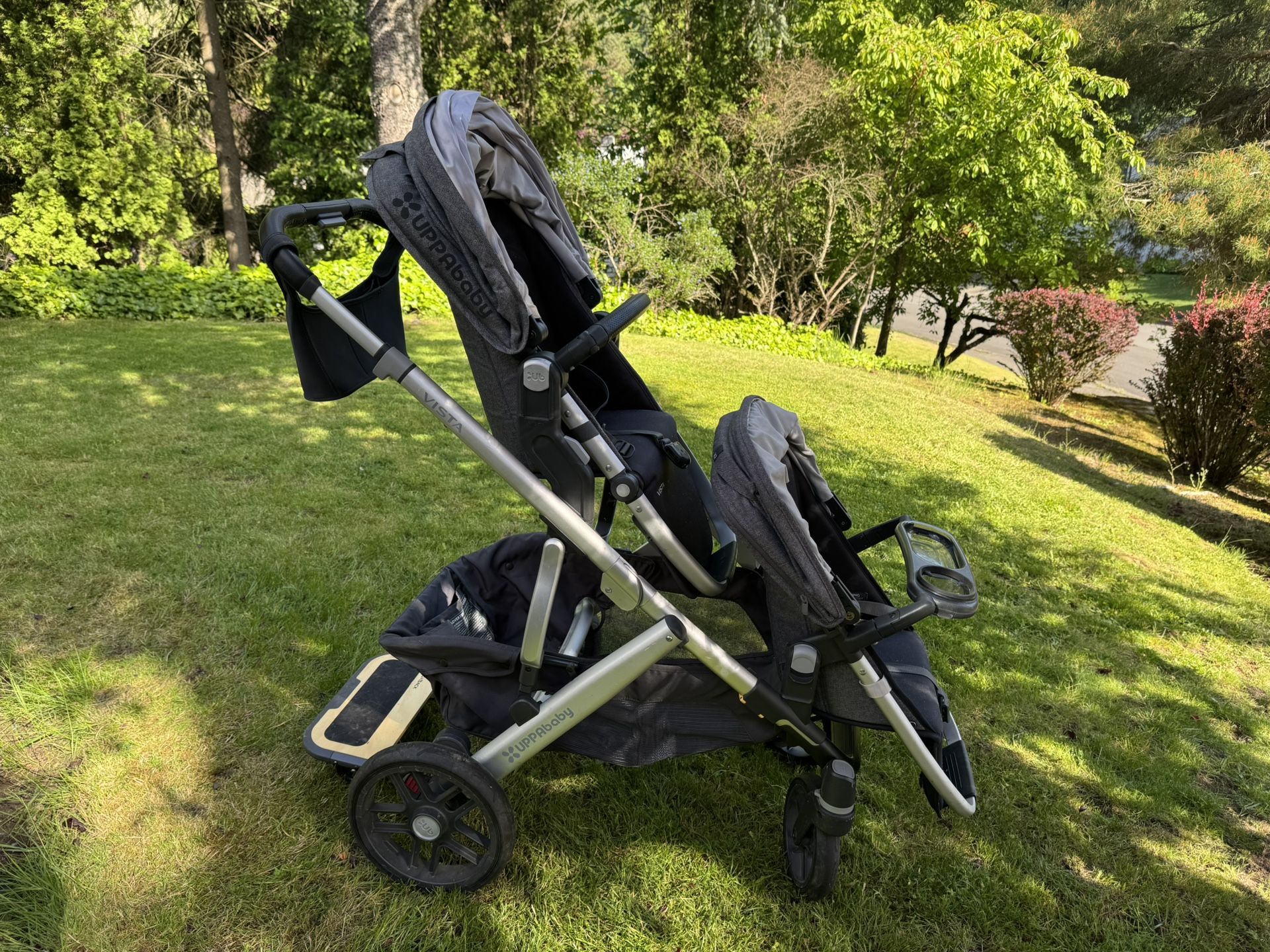 Uppababy Vista Double Stroller With All Attachments Included