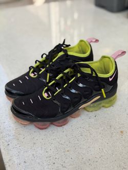 Nike Vapormax size 6 women