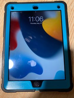 iPad Air 2 64gb w/Charger and Case