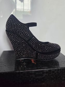 Black High Heels Strap Size 7