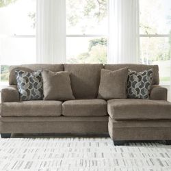Stonemeade Nutmeg Reversible Sofa Chaise