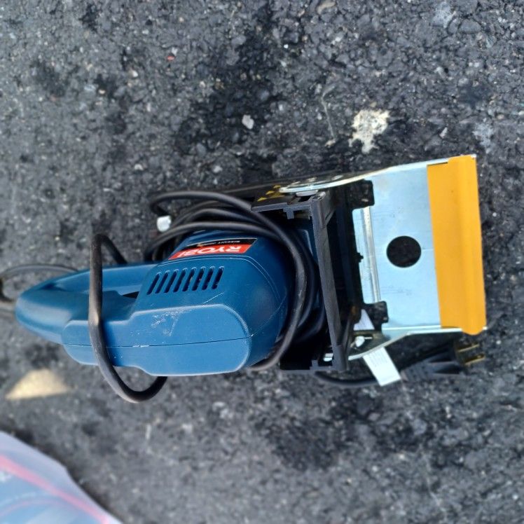 Ryobi Biscuit Joiner