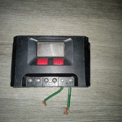 12 V Solar Controller 