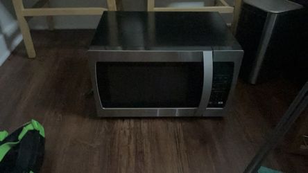 Stainless Steel Countertop Microwave