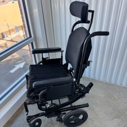 Quickie IRIS Tilt-In-Space Manual Wheelchair – Excellent Condition
