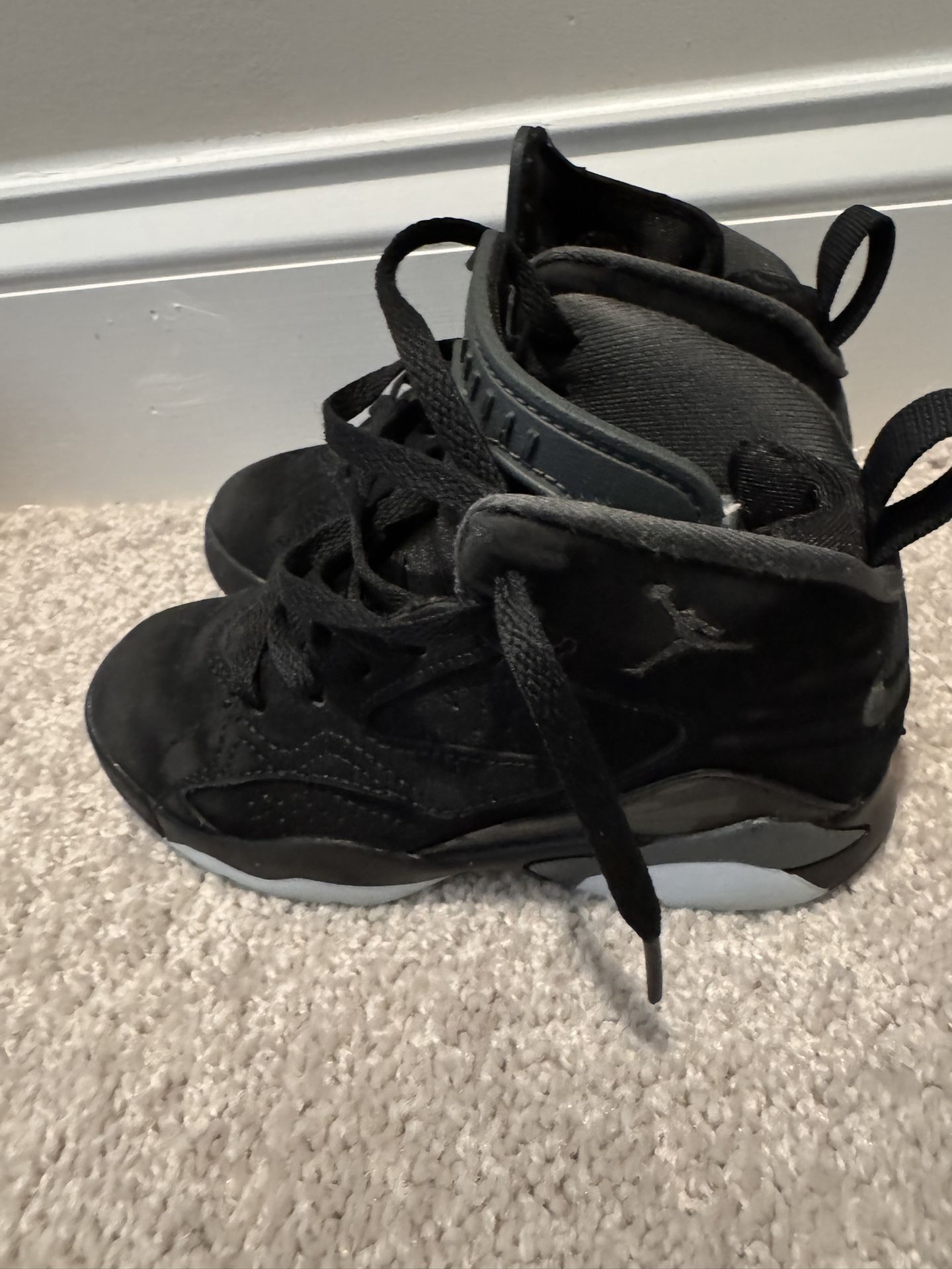 Black Jordan Sneakers