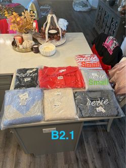 Aerie & American Eagle Tops Bundle – Size Medium & Small