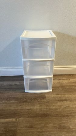 Sterilite White 3 Drawer Cubbie Very Clean 🧼 (UTC Area)