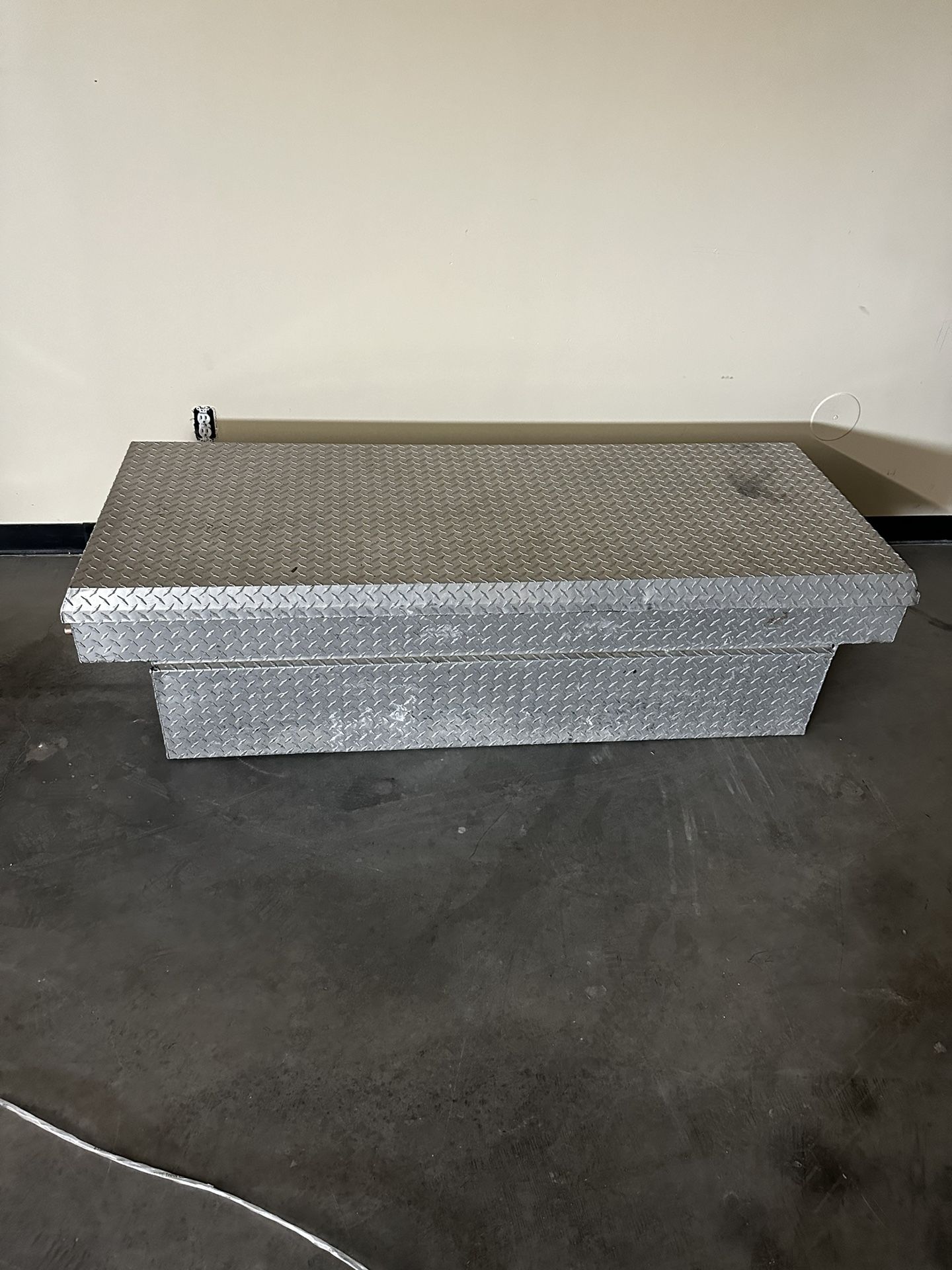 Tool Box/Weatherguard