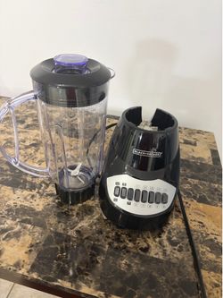 BLENDER/ BLACK+DECKER 10 speed